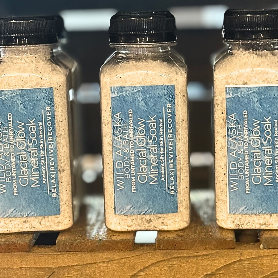 Glacier Glow Mineral Soak – Revitalizing Bath Blend